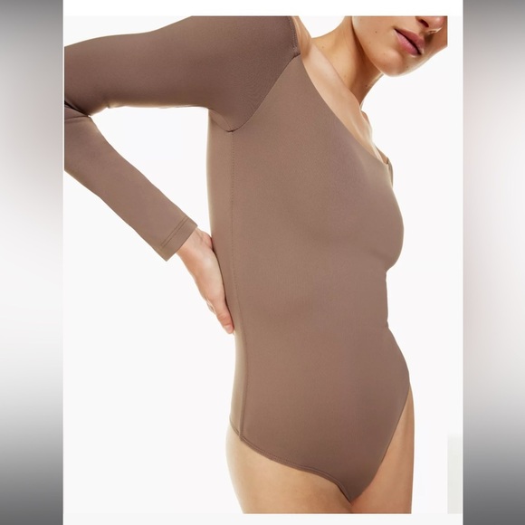 Babaton Contour Off-Shoulder Longsleeve Bodysuit NWT. 2XL. Rich chocolate brown. - Picture 4 of 8